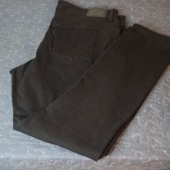 Levi's Women's Black Classic mid rise skinny Jeans size 34 - Picture 1 of 5